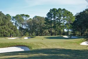 Houston Oaks 10th Approach